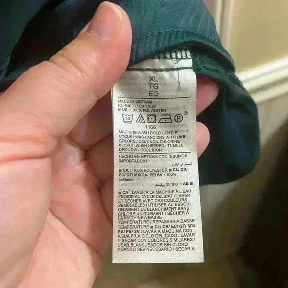 Old Navy Satin Feel Half Button Short Sleeve Forest Green Bluish Blouse Size XL - Picture 6 of 7